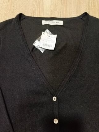 Chaqueta básica mujer marca Sfera 