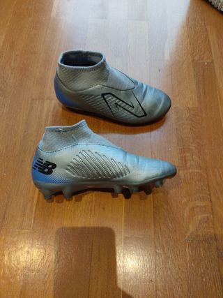 Botas de fútbol New Balance