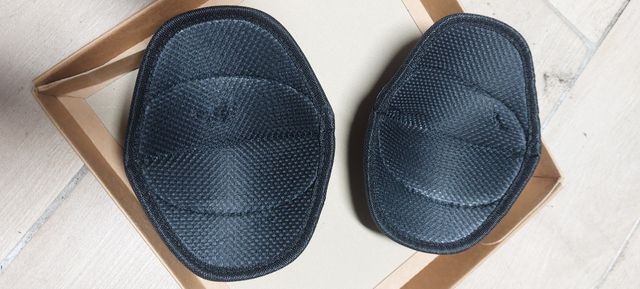 Protezioni spalle giacca moto