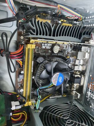 Placa base Asus H81M-A