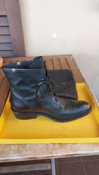 Stivaletto uomo nero fendi