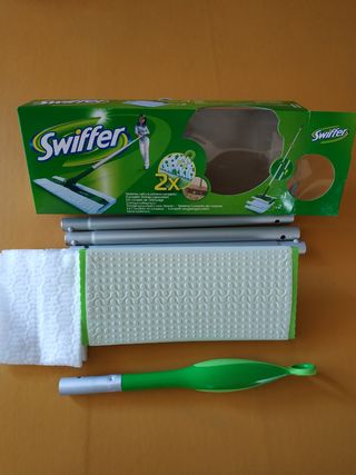 Swiffer scopa con cartellino