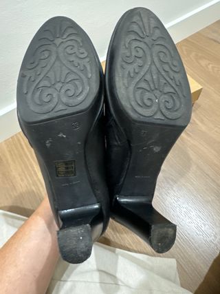 Botin piel negro talla 39