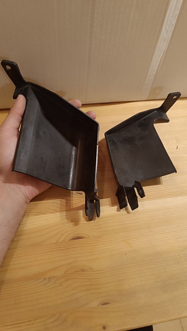 PLASTICOS FAROS RENAULT LAGUNA 3