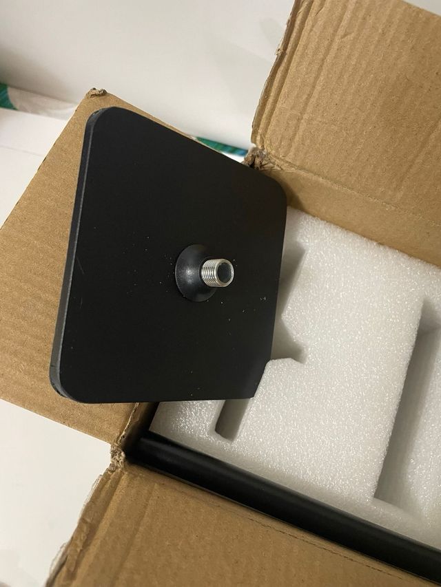 LAMPARA LED DE SOBREMESA TACTIL NEGRA