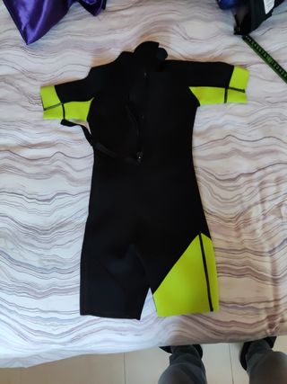 Neopreno niño talla 6