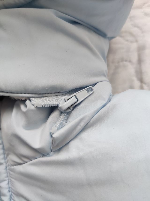 2 chaquetones azul celeste 24meses