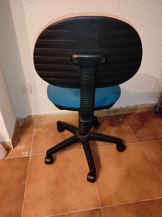 Silla de oficina azul