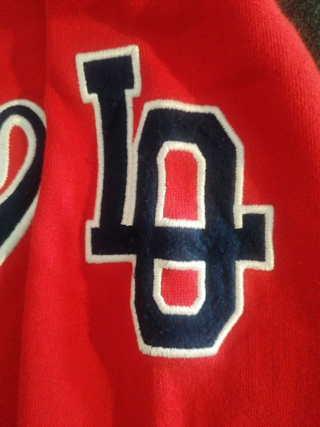 Sudadera Confusion con capucha