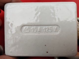 Lote piezas eléctricas porcelana