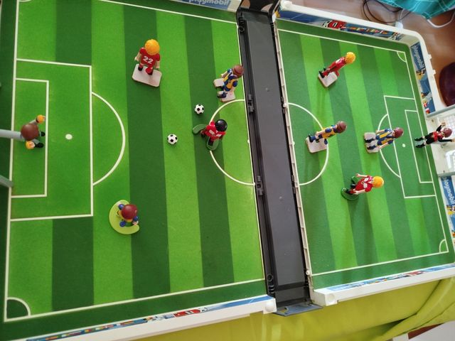 Futbolín de Playmobil impecable