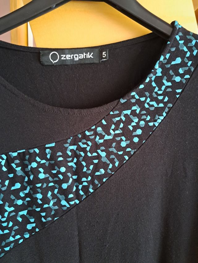 Camiseta Zergatik