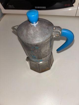 Una macchina da caffè MOKA “BIALETTI”BREAK
