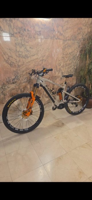Bicicleta eléctrica focus sam 6.9.