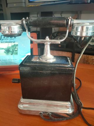 Teléfono antiguo Ericsson