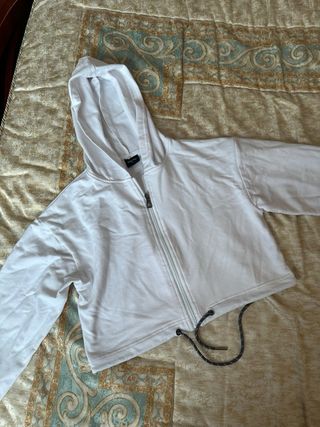 Sudadera blanca crop top Body Alive talla L 