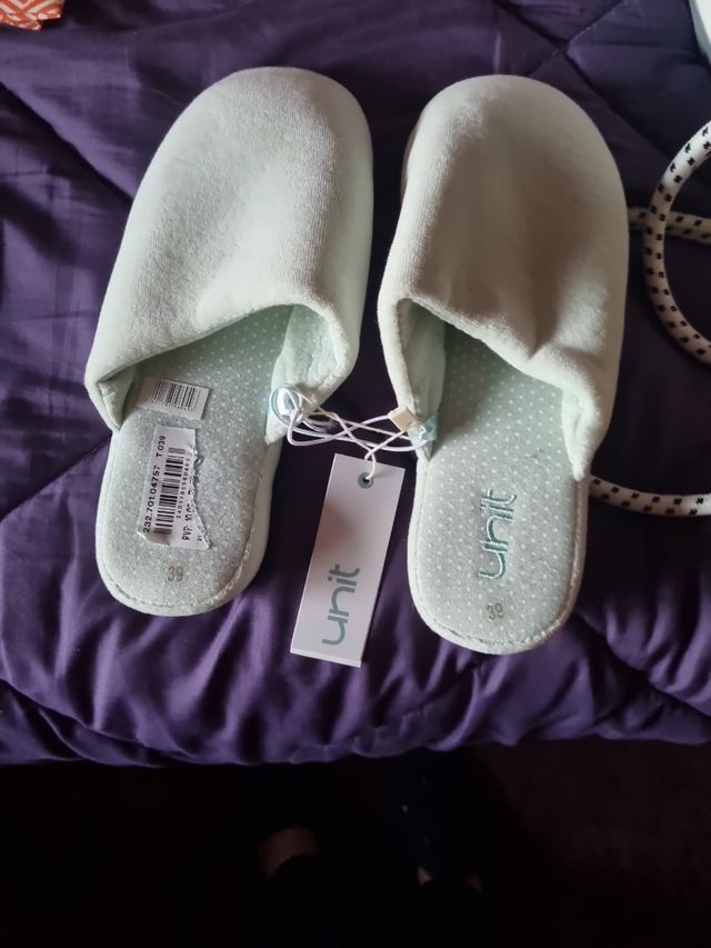 Zapatillas casa Unit de segunda mano por EUR en Cobeña en WALLAPOP