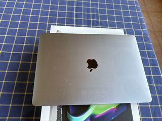 Apple MacBook Pro con Chip M1 de Apple (13")