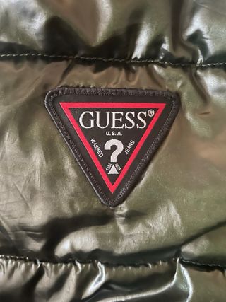 Cazadora / Chaleco Guess