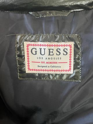 Cazadora / Chaleco Guess