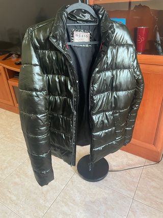 Cazadora / Chaleco Guess