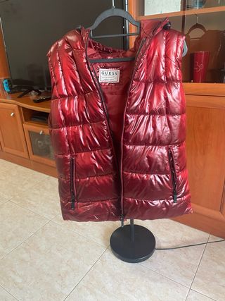 Cazadora / Chaleco Guess