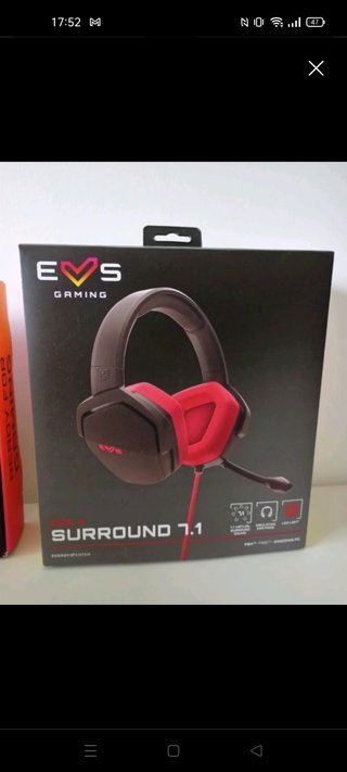 Teclado y cascos