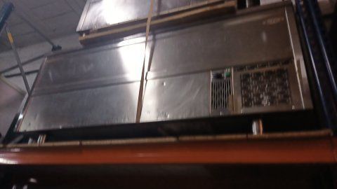 Nevera de dos puertas de cristal