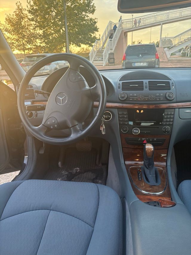 Mercedes-Benz Clase E 2006