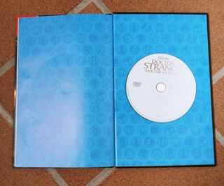 MARVEL STUDIOS. Contenido inédito + película DVD.