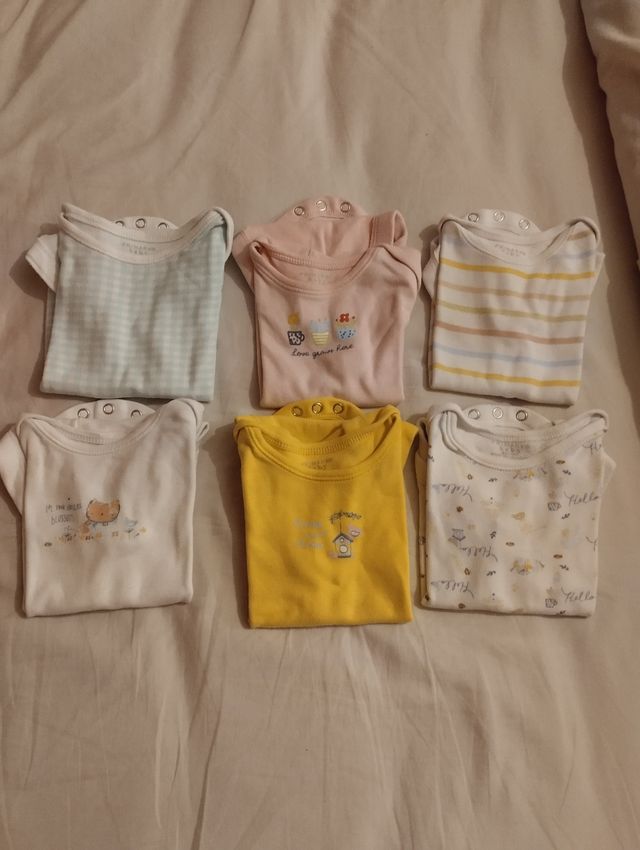 Set 6 body 6-9 mesi 74 cm