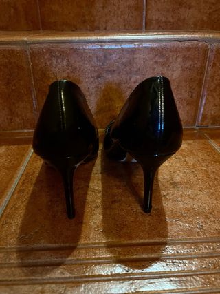 Zapatos de tacón negros, talla 39