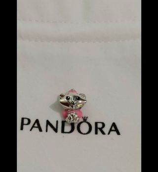 Charm Marie de Aristogatos