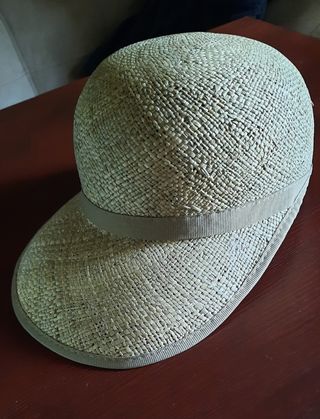 GORRA CON VISERA