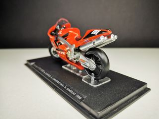 Honda VTR1000 1/24 temporada 2000