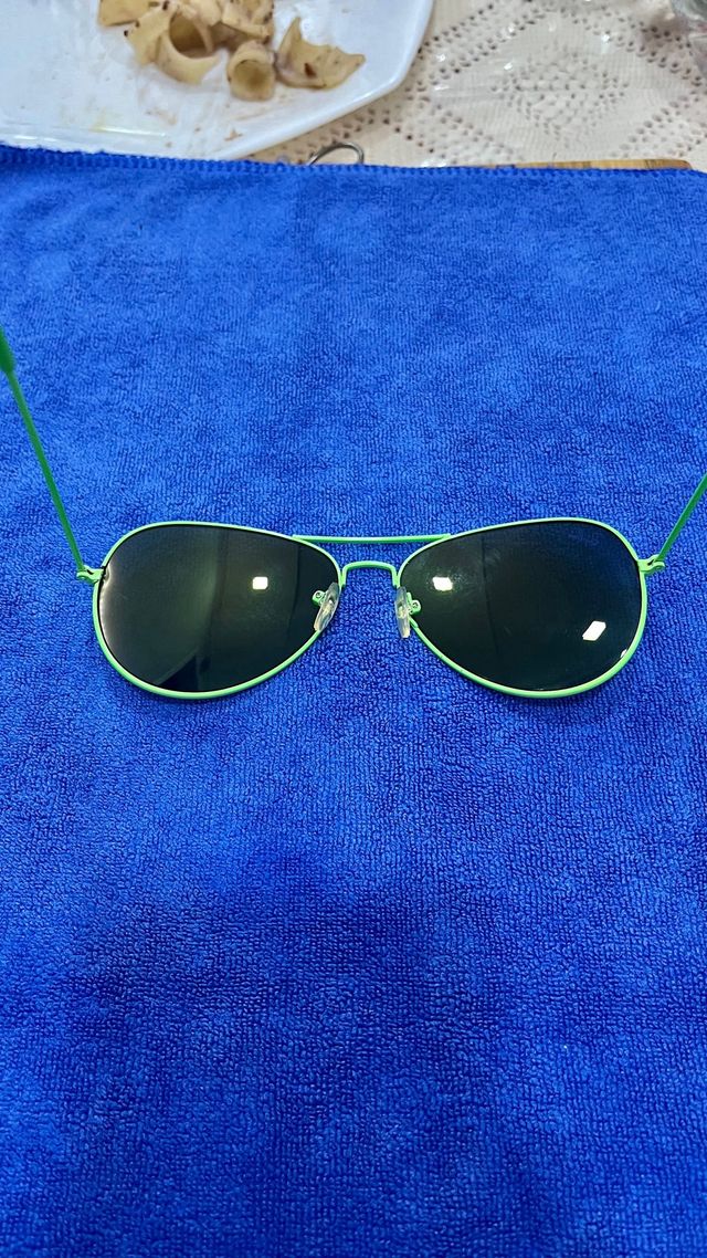 Fai colpo con questi occhiali da sole stile aviato