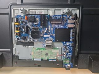 QILIVE 600144381/Q55UA231B