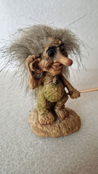 Troll 040 NY Form