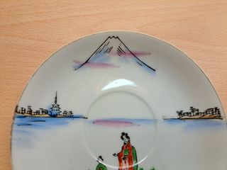 Piatto giapponese di porcellana