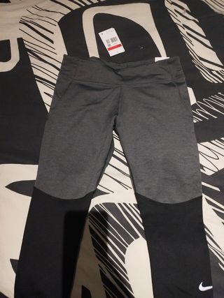 Mallas Nike T.L mujer 