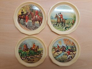 Set di 12 sottobicchieri vintage in plastica