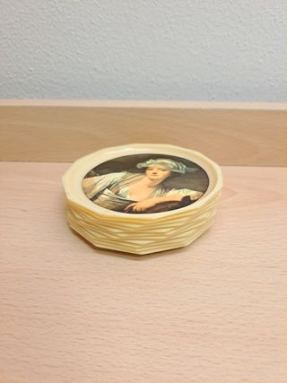 Set di 12 sottobicchieri vintage in plastica