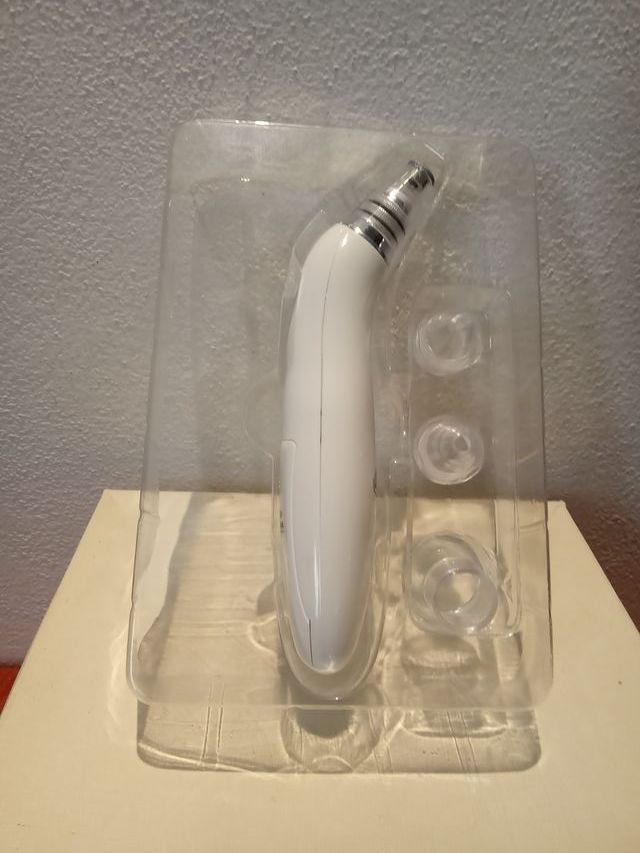 Dispositivo elettronico pulizia punti neri