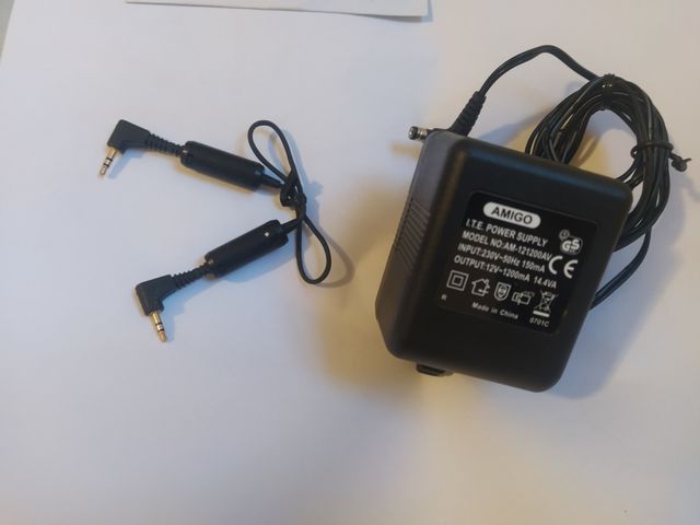 Router e switch ADSL2/2 con 4 porte