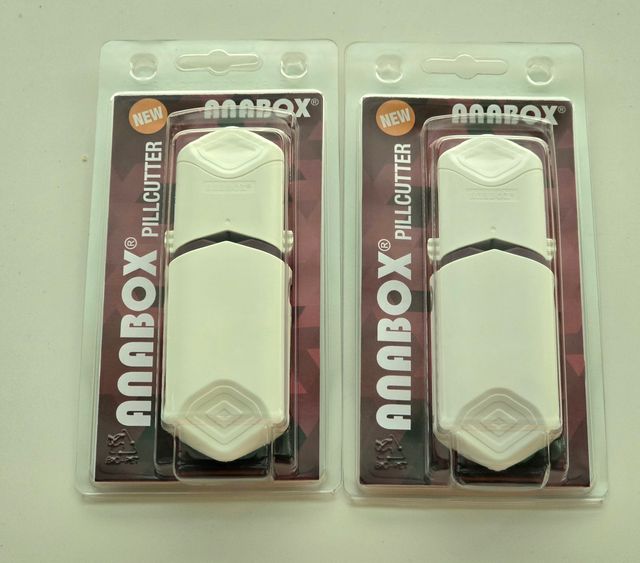 pastillero 2x1 cortacomprimidos aleman