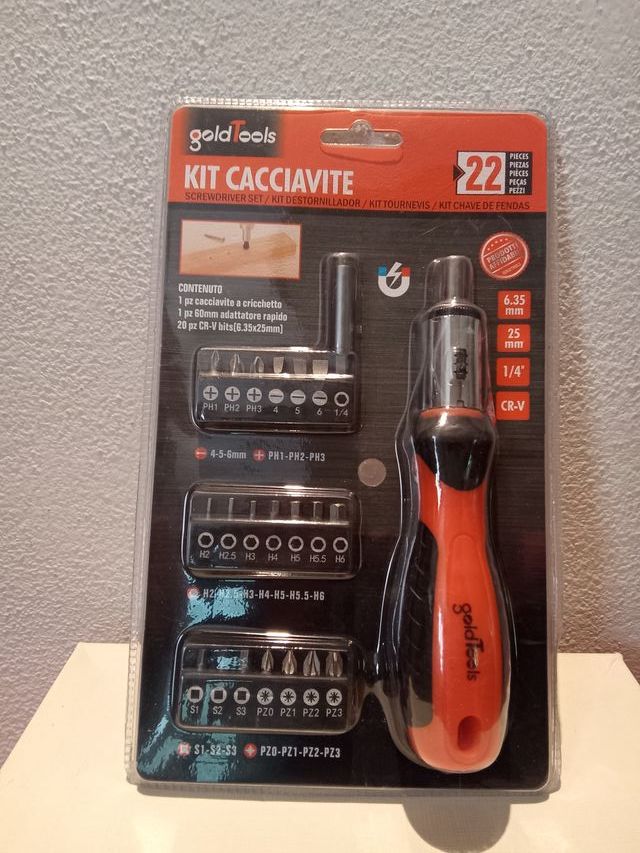Kit cacciavite a cricchetto con 20 punte