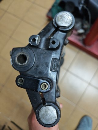 Horquilla fantic motor