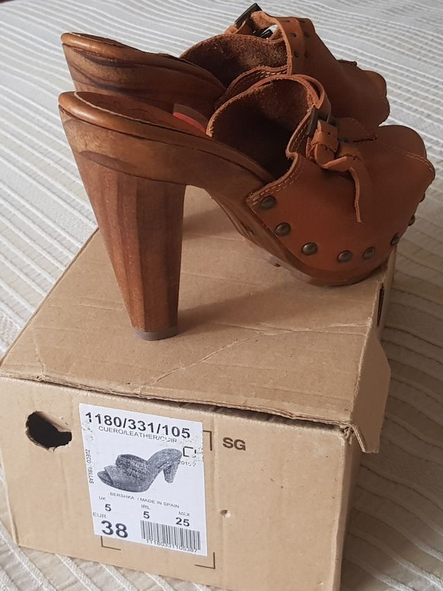 zuecos bershka talla 38