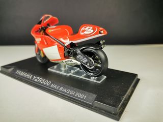 Yamaha YZR500 Max Biaggi 2001  1/24