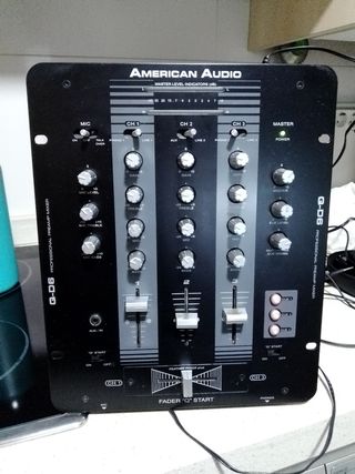 Mesa de mezclas american audio